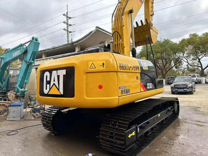 Used Digger CAT 323D2L Construction Machinery Construction Digger Used CAT 323D2L Cheap Excavator - Гусеничный экскаватор: фото 2 Used Digger CAT 323D2L Construction Machinery Construction Digger Used CAT 323D2L Cheap Excavator - Гусеничный экскаватор: фото 2
