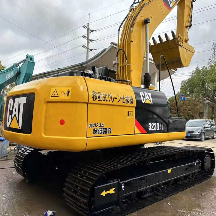 Used Digger CAT 323D2L Construction Machinery Construction Digger Used CAT 323D2L Cheap Excavator - Гусеничный экскаватор: фото 1 Used Digger CAT 323D2L Construction Machinery Construction Digger Used CAT 323D2L Cheap Excavator - Гусеничный экскаватор: фото 1