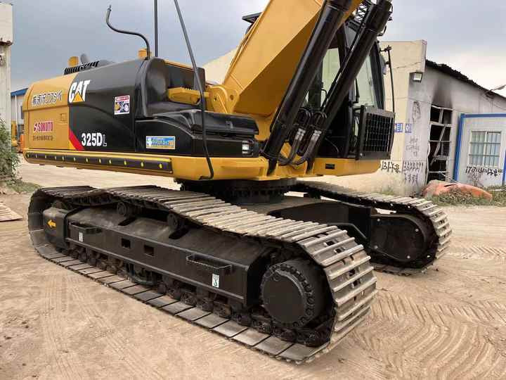 Used Digger CAT 325DL Construction Machinery Construction Digger Used CAT 325DL Cheap Excavator - Гусеничный экскаватор: фото 4 Used Digger CAT 325DL Construction Machinery Construction Digger Used CAT 325DL Cheap Excavator - Гусеничный экскаватор: фото 4