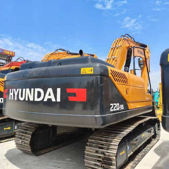Used hyundai 220-9 Excavator with Good Performance for Sale - Гусеничный экскаватор: фото 4 Used hyundai 220-9 Excavator with Good Performance for Sale - Гусеничный экскаватор: фото 4