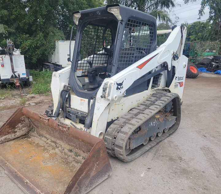 Bobcat Brand T590 Used Machine Skid Loader Hot Sale - Колёсный погрузчик: фото 2 Bobcat Brand T590 Used Machine Skid Loader Hot Sale - Колёсный погрузчик: фото 2
