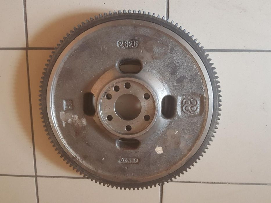 Koło zamachowe Deutz Fahr Same Lamborghini 0.012.2626.3 - Запчасти для Сельскохозяйственной техники: фото 1 Koło zamachowe Deutz Fahr Same Lamborghini 0.012.2626.3 - Запчасти для Сельскохозяйственной техники: фото 1