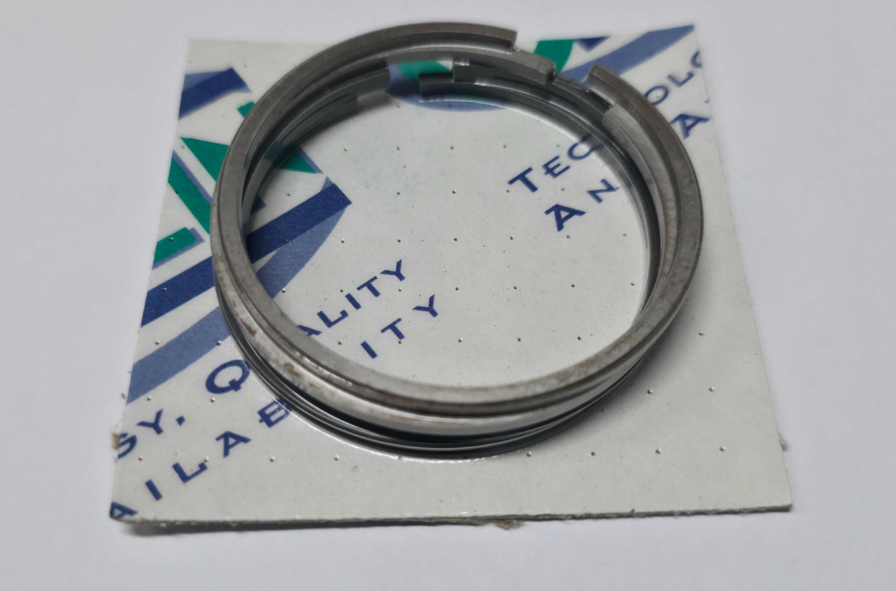 Zestaw pierścieni tłoka kompresora 0.900.0062.3 Same Lamborghini - Запчасти для Сельскохозяйственной техники: фото 1 Zestaw pierścieni tłoka kompresora 0.900.0062.3 Same Lamborghini - Запчасти для Сельскохозяйственной техники: фото 1