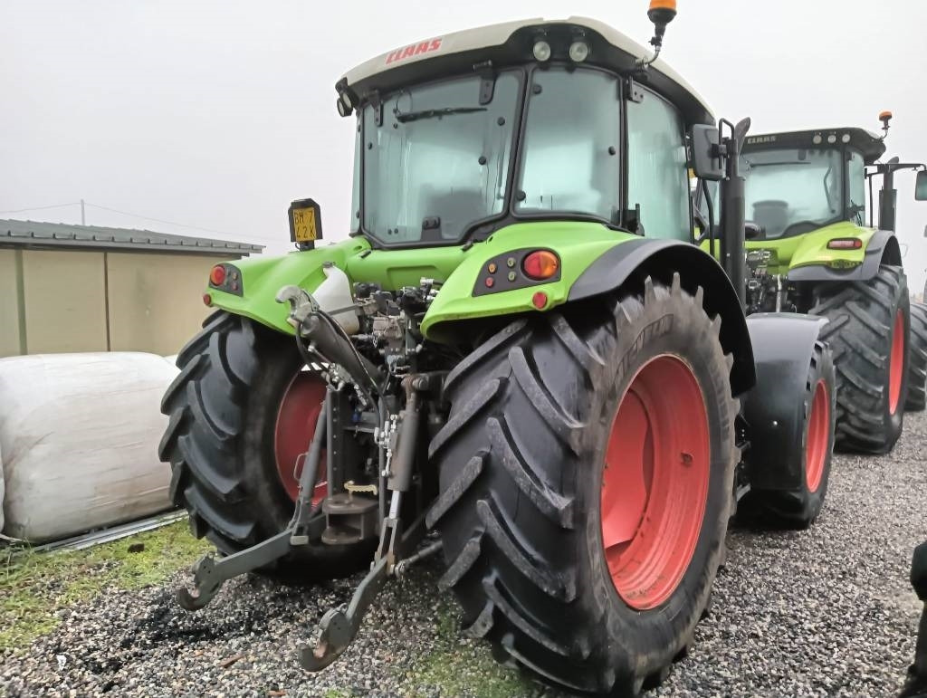 Трактор Claas Arion 440: фото 8