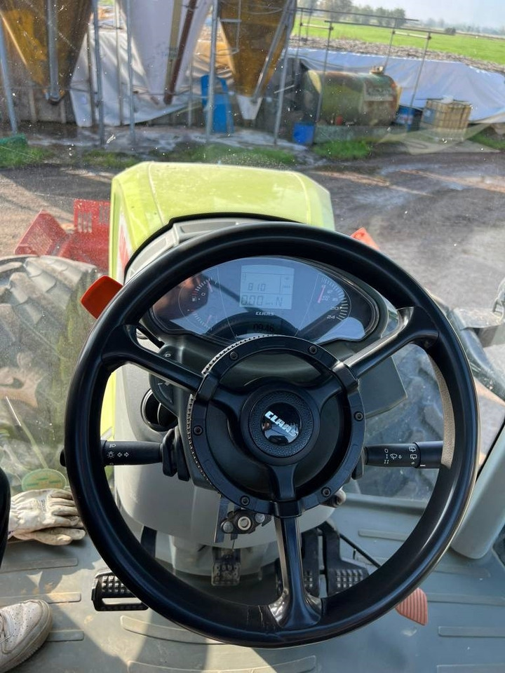 Claas Axion 930 - Трактор: фото 5 Claas Axion 930 - Трактор: фото 5
