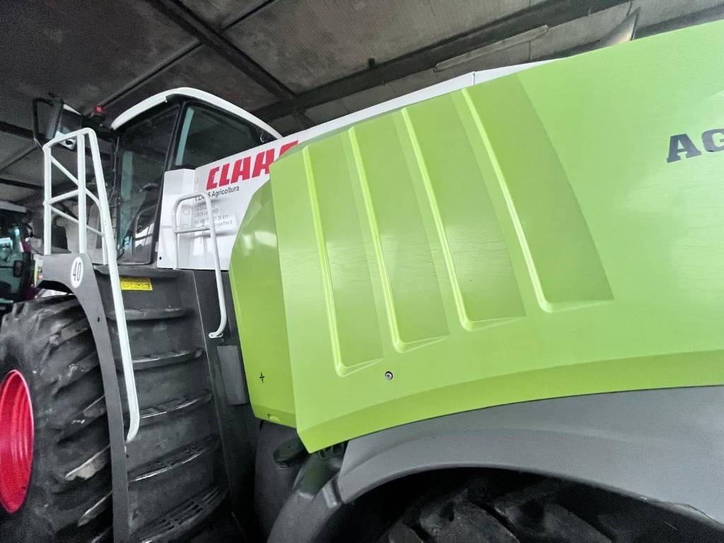 Claas Jaguar 960 - Кормоуборочный комбайн: фото 3 Claas Jaguar 960 - Кормоуборочный комбайн: фото 3