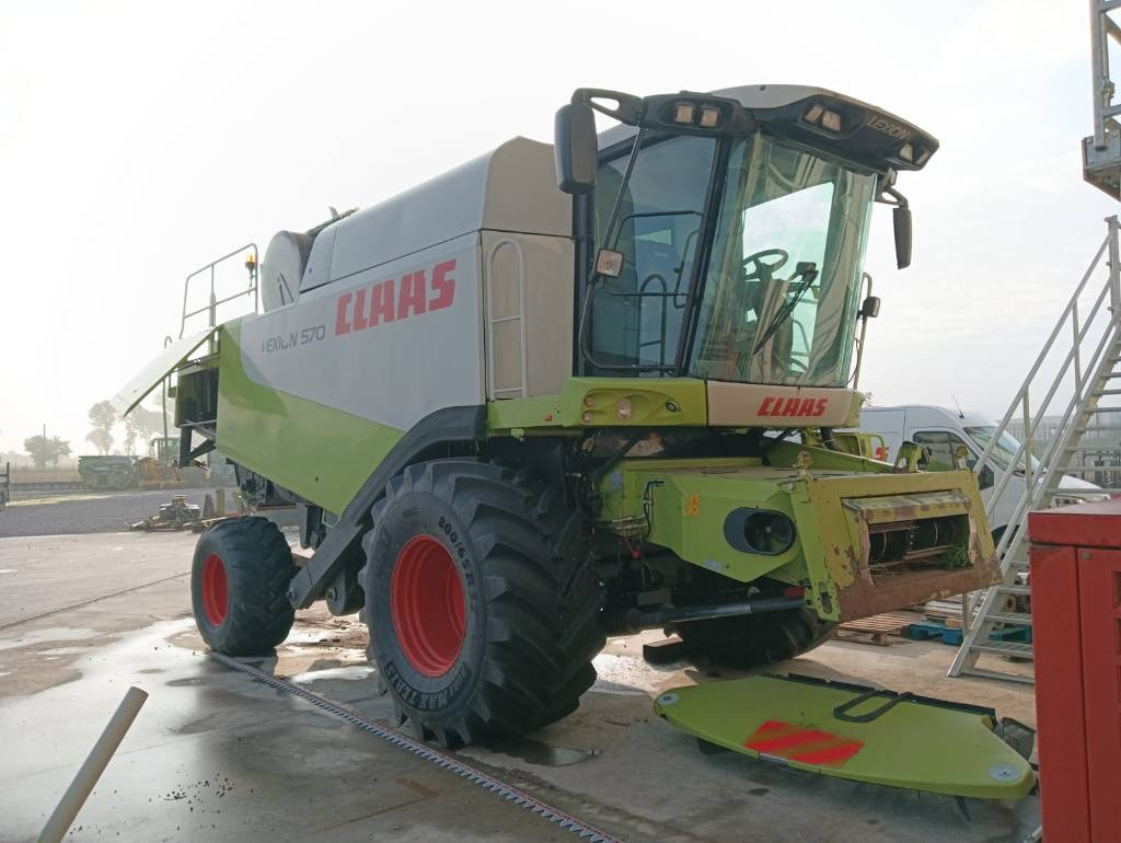 Claas Lexion 570 - Зерноуборочный комбайн: фото 1 Claas Lexion 570 - Зерноуборочный комбайн: фото 1
