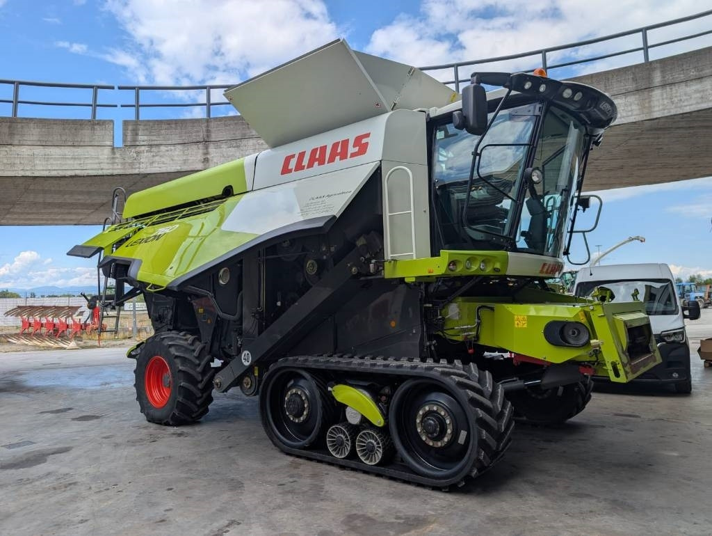 Claas Lexion 760 TT - Зерноуборочный комбайн: фото 1 Claas Lexion 760 TT - Зерноуборочный комбайн: фото 1