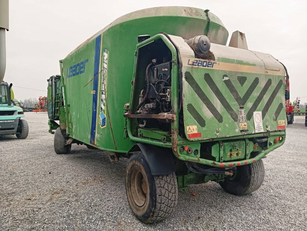 Faresin LEADER 2600  - Кормораздатчик: фото 5 Faresin LEADER 2600  - Кормораздатчик: фото 5