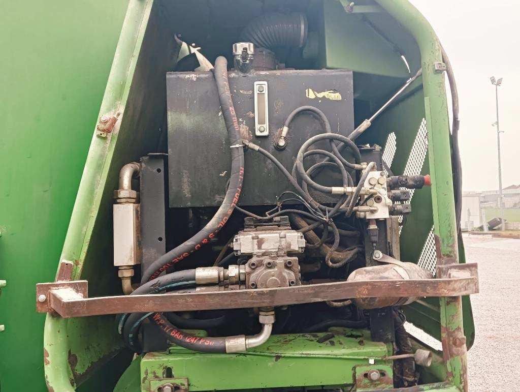 Faresin LEADER 2600  - Кормораздатчик: фото 4 Faresin LEADER 2600  - Кормораздатчик: фото 4