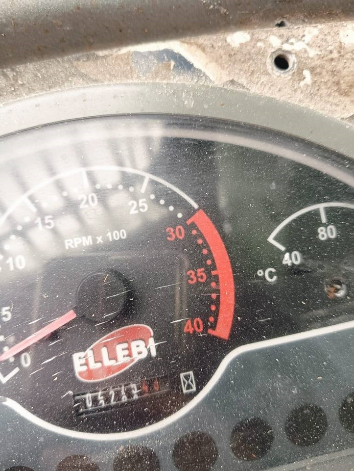 Faresin LEADER 2600  - Кормораздатчик: фото 2 Faresin LEADER 2600  - Кормораздатчик: фото 2