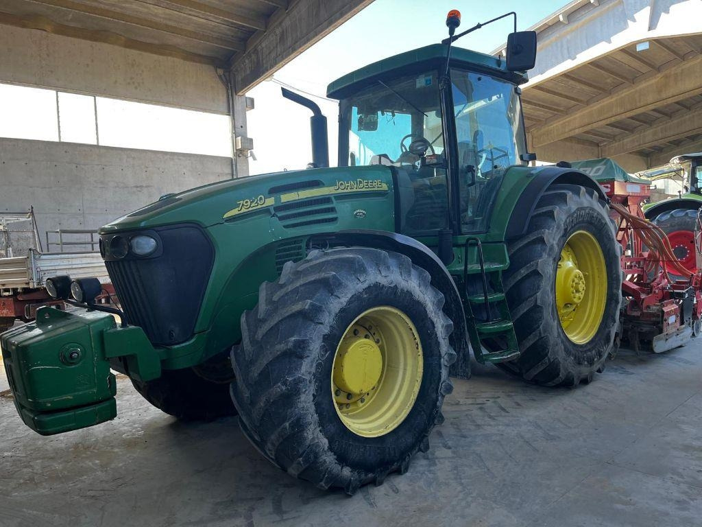 John Deere 7920 AutoPower - Трактор: фото 3 John Deere 7920 AutoPower - Трактор: фото 3
