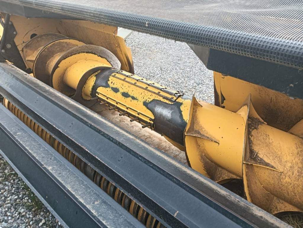 New Holland PICK UP 3 MT  - Техника для сенозаготовки: фото 2 New Holland PICK UP 3 MT  - Техника для сенозаготовки: фото 2