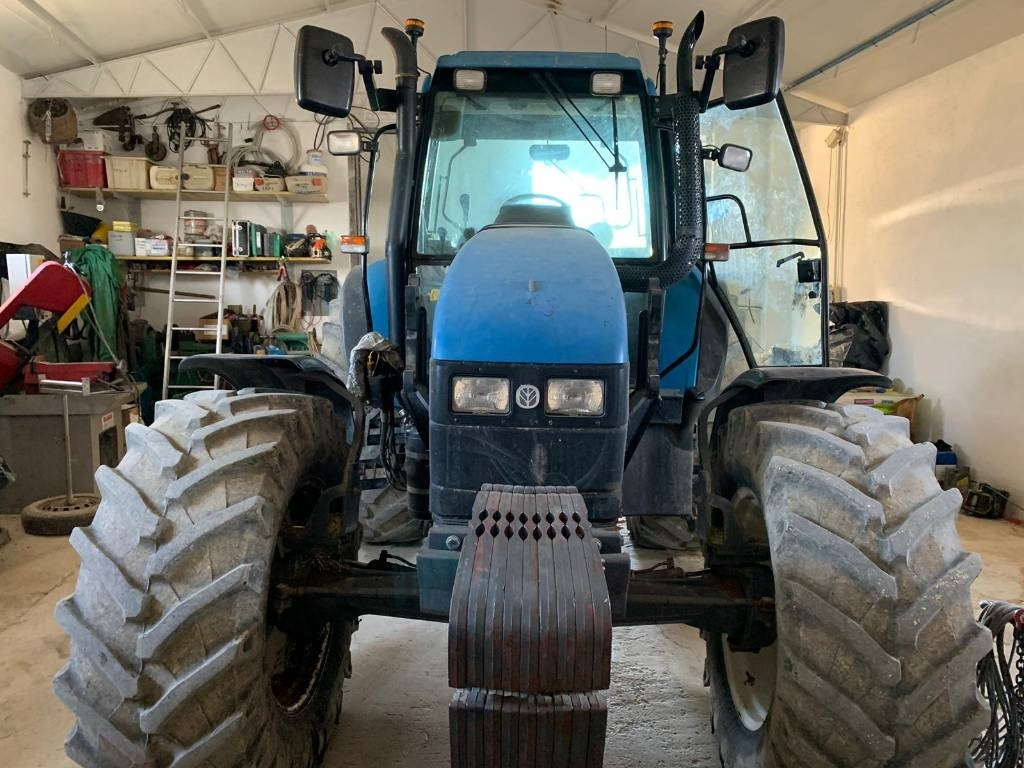 New Holland TS 115 - Трактор: фото 1 New Holland TS 115 - Трактор: фото 1
