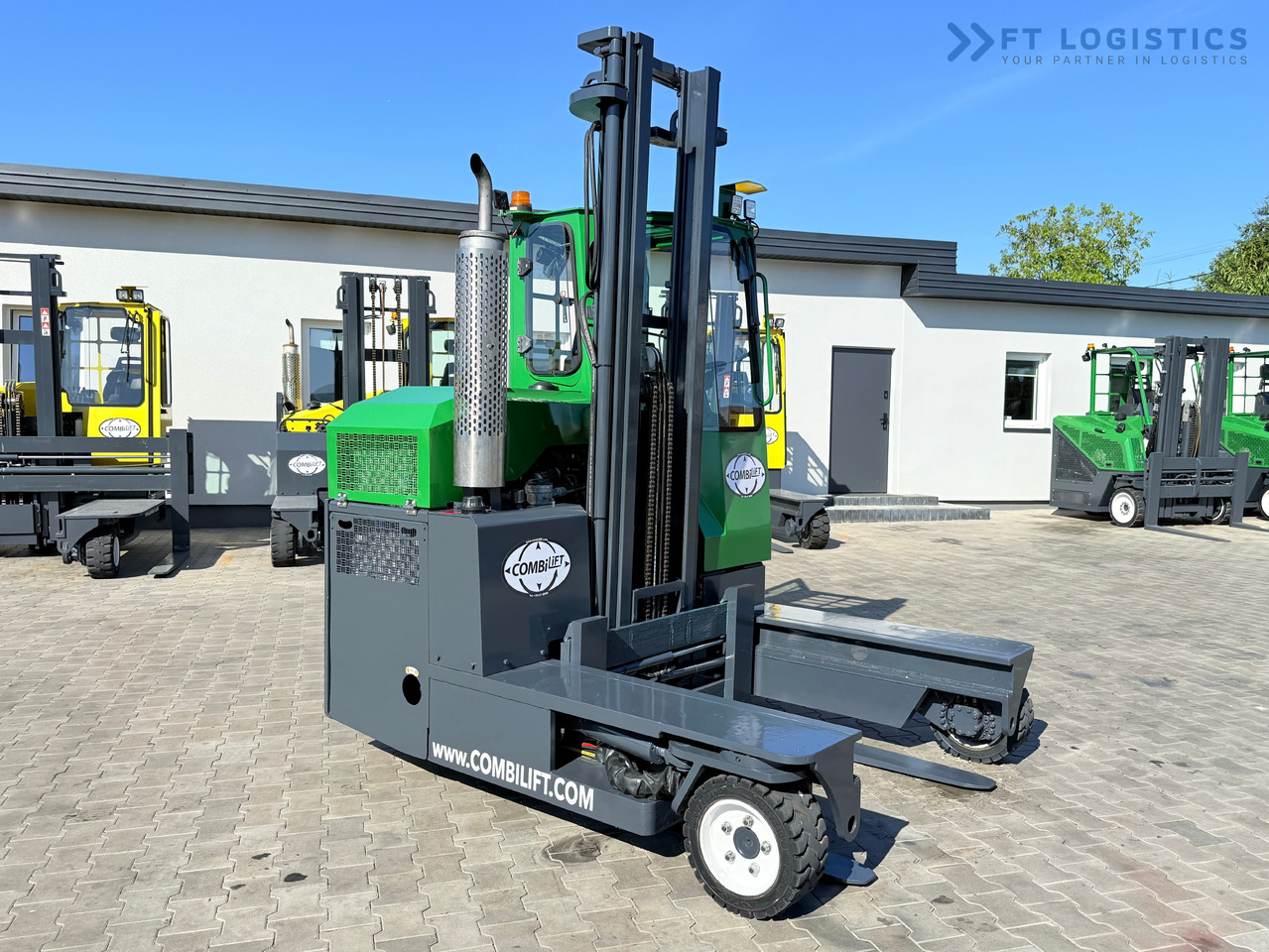 COMBILIFT C3000 / DUPLEX - 4100MM / DIESEL / FREE LIFT / CABIN / LIKE NEW - Четырехсторонний погрузчик: фото 1 COMBILIFT C3000 / DUPLEX - 4100MM / DIESEL / FREE LIFT / CABIN / LIKE NEW - Четырехсторонний погрузчик: фото 1