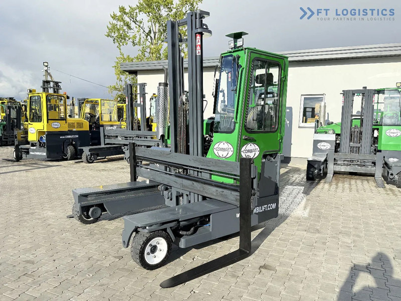 Четырехсторонний погрузчик Combilift C3000 / DIESEL / DUPLEX 4200MM / FREE LIFT / WIDE FORK POSITIONER / FULL CABIN / EXCELLENT CONDITION / Wide range of four-way an: фото 1