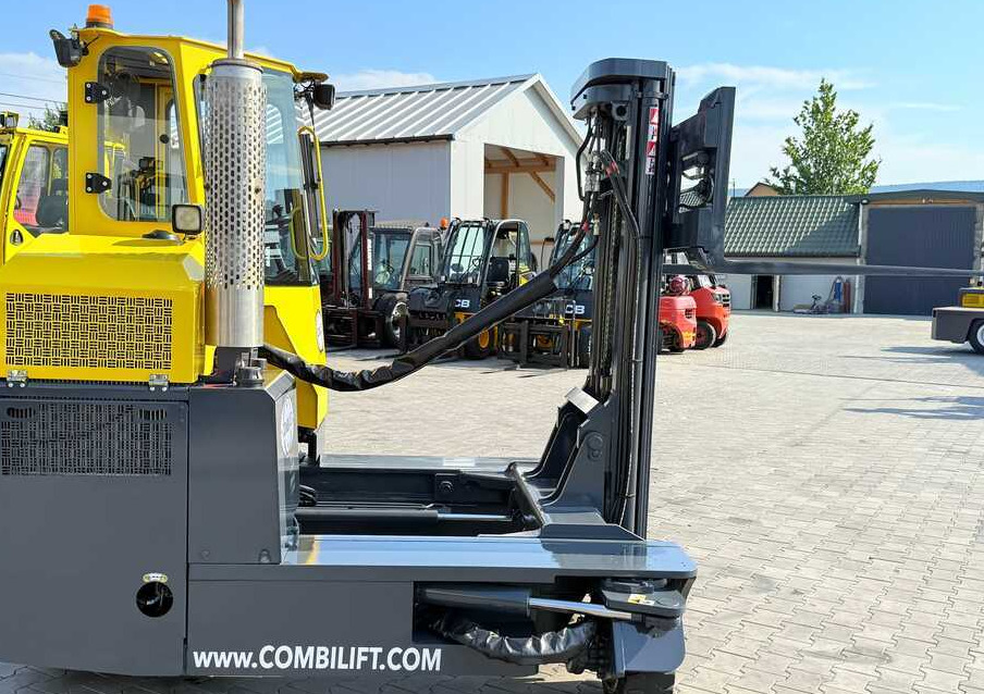 Четырехсторонний погрузчик Combilift C3000 / GAS / TRIPLEX - 4900MM / ONLY 1537 HOURS / FORK POSITIONER / CABIN / LIKE NEW: фото 30