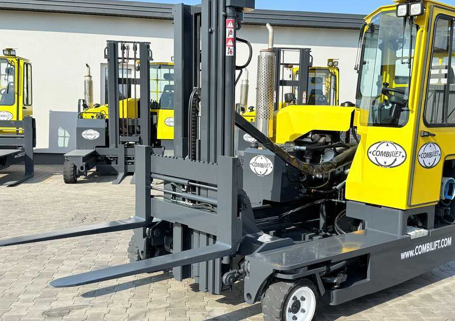 Четырехсторонний погрузчик Combilift C3000 / GAS / TRIPLEX - 4900MM / ONLY 1537 HOURS / FORK POSITIONER / CABIN / LIKE NEW: фото 19