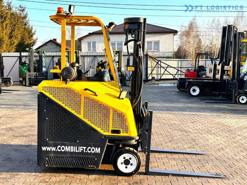 Четырехсторонний погрузчик Combilift C3000CB / LPG / TRIPLEX - 4900MM / LPG / FREE LIFT / FORK POSITIONER C3000CB / LPG / TRIPLEX - 4900MM / LPG / FREE LIFT / FORK P: фото 6
