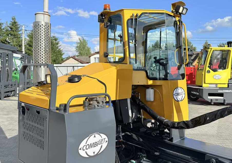 Четырехсторонний погрузчик Combilift C4000 / GAS / DUPLEX - 4100MM / SIDE SHIFT / FREE LIFT / FULL HEATED CABIN / ONLY 4223 HOURS / CONDITION – LIKE NEW!: фото 20