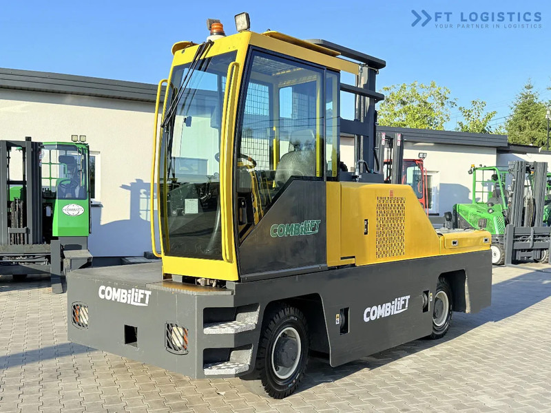Combilift C5000FSL / DIESEL / DUPLEX - 4000MM / FREE-LIFT / CABIN / A wide range of four-way and side loaders, tailored to diverse needs a - Боковой погрузчик: фото 1 Combilift C5000FSL / DIESEL / DUPLEX - 4000MM / FREE-LIFT / CABIN / A wide range of four-way and side loaders, tailored to diverse needs a - Боковой погрузчик: фото 1