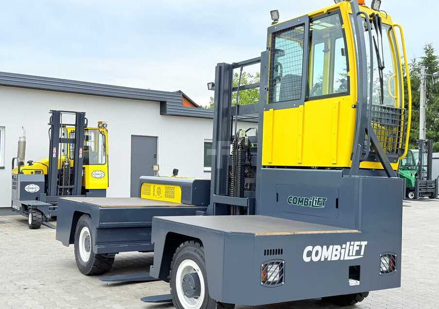 Combilift C6000FSL / DIESEL / DUPLEX – 4100MM / 1400MM FORKS / SIDeloADER / 6000KG LIFTING CAPACITY / FREE LIFT / DEUTZ ENGINE / EXCELLENT CONDITION - Боковой погрузчик: фото 3 Combilift C6000FSL / DIESEL / DUPLEX – 4100MM / 1400MM FORKS / SIDeloADER / 6000KG LIFTING CAPACITY / FREE LIFT / DEUTZ ENGINE / EXCELLENT CONDITION - Боковой погрузчик: фото 3