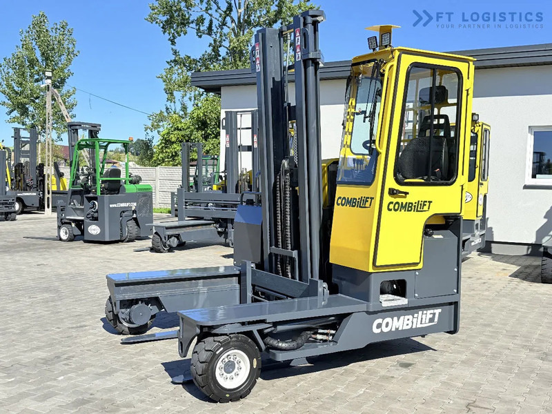 Combilift Combilift FOUR-WAY MULTIDIRECTIONAL FORKLIFT C4000 / DIESEL / DUPLEX 4100MM / ONLY 2888 HOURS / FORK POSITIONER / FULL CABIN – H - Четырехсторонний погрузчик: фото 4 Combilift Combilift FOUR-WAY MULTIDIRECTIONAL FORKLIFT C4000 / DIESEL / DUPLEX 4100MM / ONLY 2888 HOURS / FORK POSITIONER / FULL CABIN – H - Четырехсторонний погрузчик: фото 4