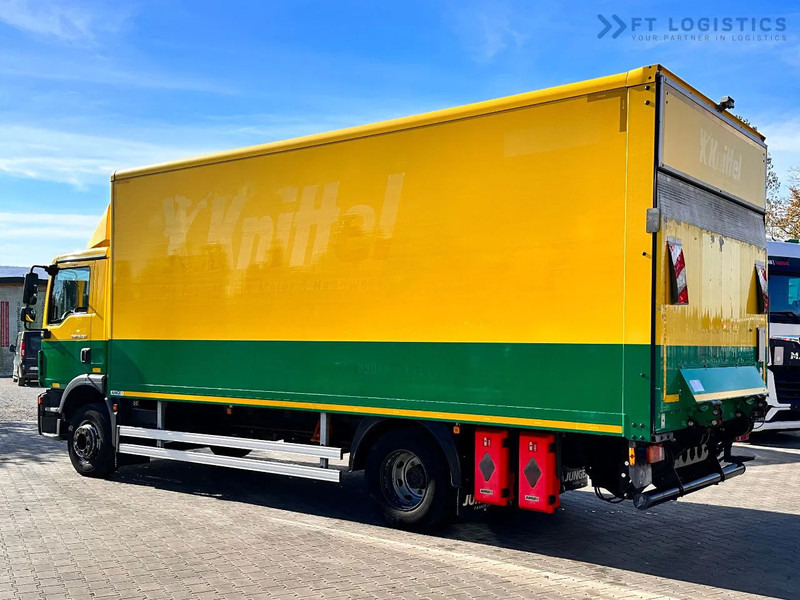MAN TGM 15.250 MAN TGM 15.250 4X2 / CONTAINER - 16 PALLETS / TAIL LIFT / TIRES 80% / PERFECT CONDITION - Грузовик с закрытым кузовом: фото 4 MAN TGM 15.250 MAN TGM 15.250 4X2 / CONTAINER - 16 PALLETS / TAIL LIFT / TIRES 80% / PERFECT CONDITION - Грузовик с закрытым кузовом: фото 4