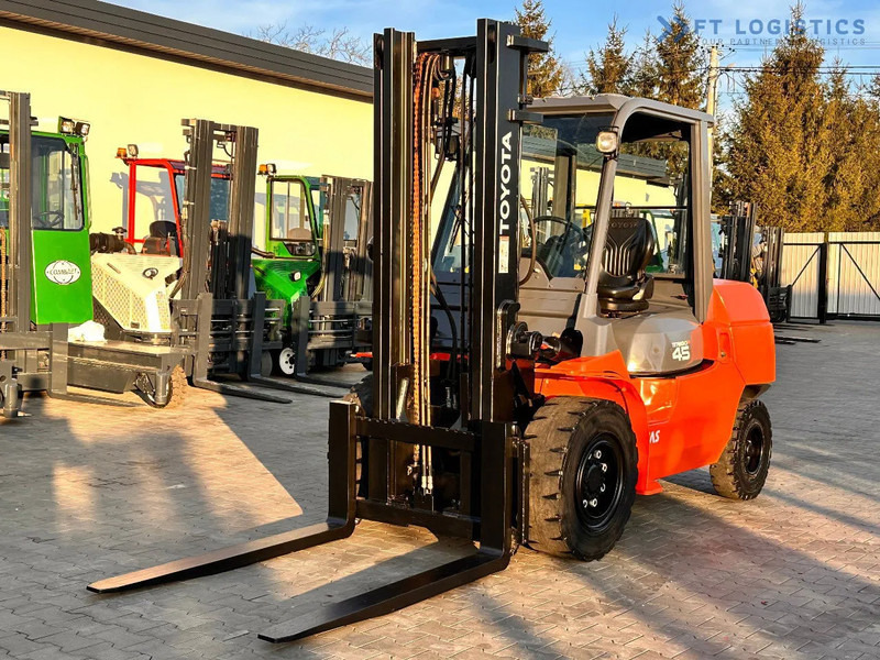 Toyota 42-4FD40 / DIESEL / 4500KG / DUPLEX / FORKS 1400MM / WELL-MAINTAINED 42-4FD40 / DIESEL / 4500KG / DUPLEX / FORKS 1400MM / WELL-M - Дизельный погрузчик: фото 2 Toyota 42-4FD40 / DIESEL / 4500KG / DUPLEX / FORKS 1400MM / WELL-MAINTAINED 42-4FD40 / DIESEL / 4500KG / DUPLEX / FORKS 1400MM / WELL-M - Дизельный погрузчик: фото 2
