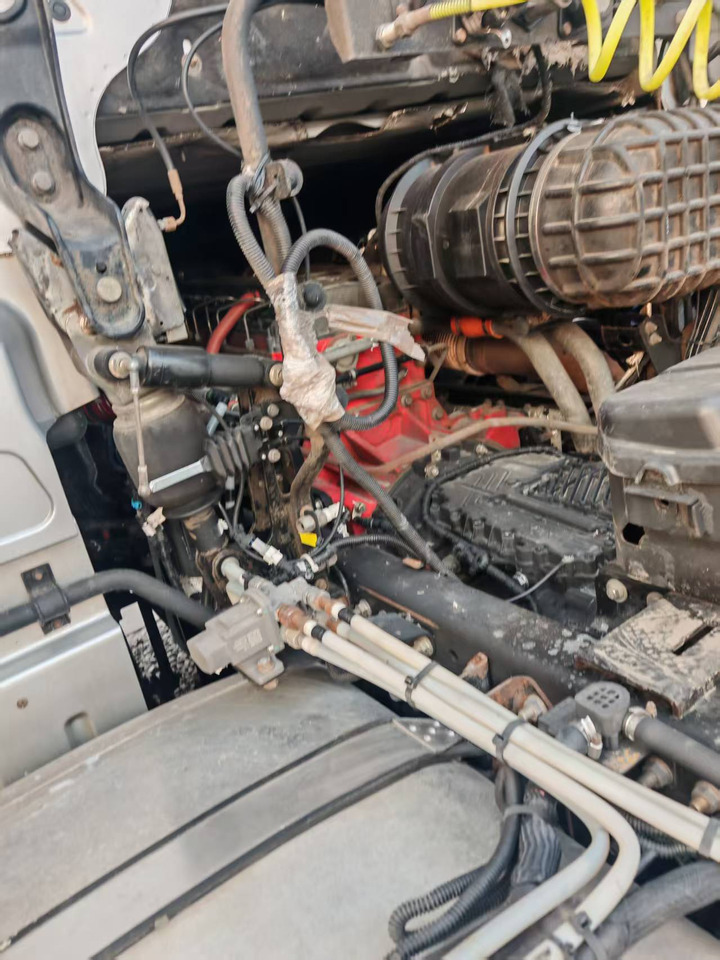 AUMAN 560HP - Самосвальный полуприцеп: фото 2 AUMAN 560HP - Самосвальный полуприцеп: фото 2