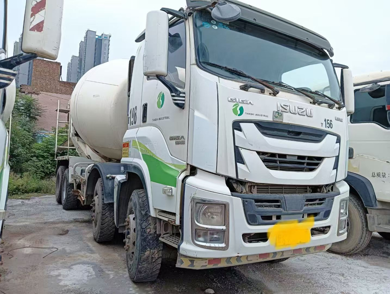 ISUZU ISUZU T156  15 cubic meter mixing tank - Бетономешалка: фото 3 ISUZU ISUZU T156  15 cubic meter mixing tank - Бетономешалка: фото 3