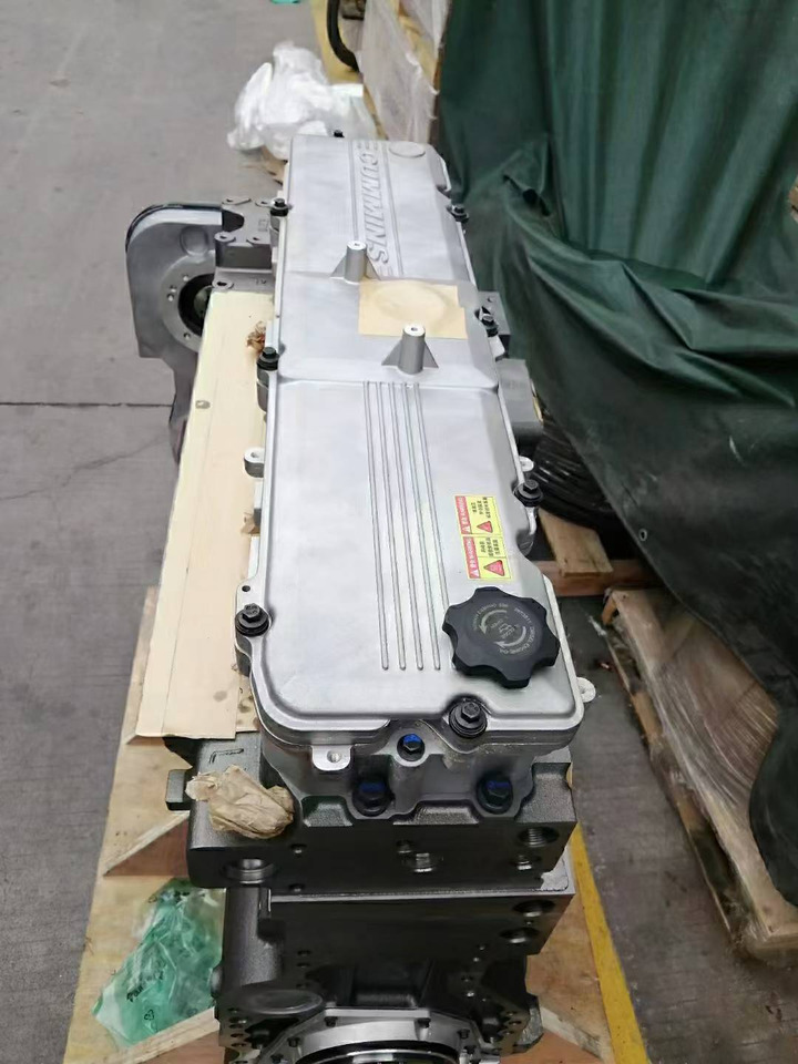 KOMATSU KOMATSU 6D114 CUMMINS QSC8.3 - Блок цилиндров для Экскаваторов: фото 2 KOMATSU KOMATSU 6D114 CUMMINS QSC8.3 - Блок цилиндров для Экскаваторов: фото 2