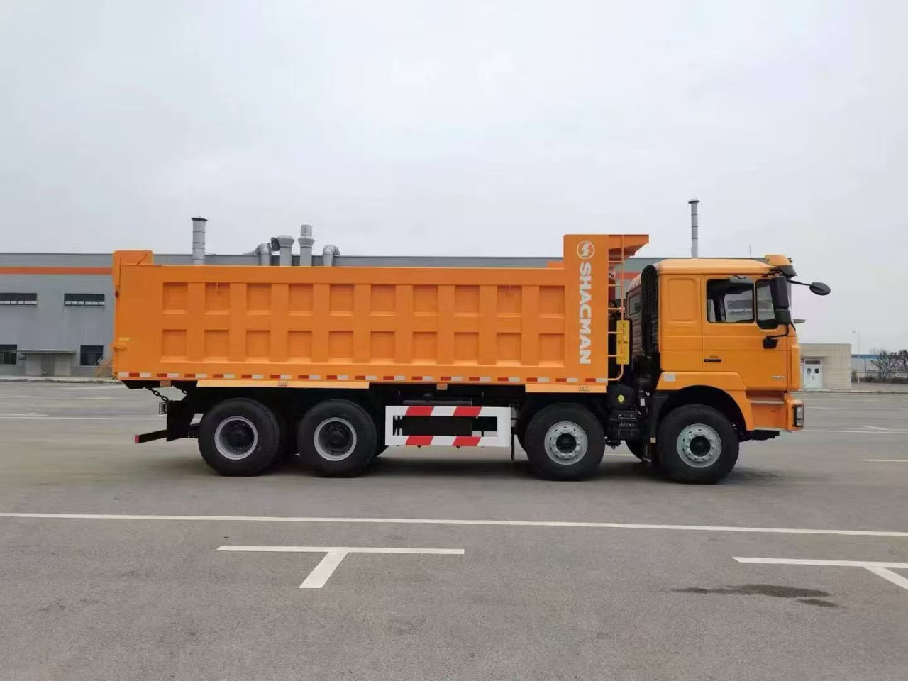 SHACMAN F3000,8×4 - Самосвал: фото 4 SHACMAN F3000,8×4 - Самосвал: фото 4