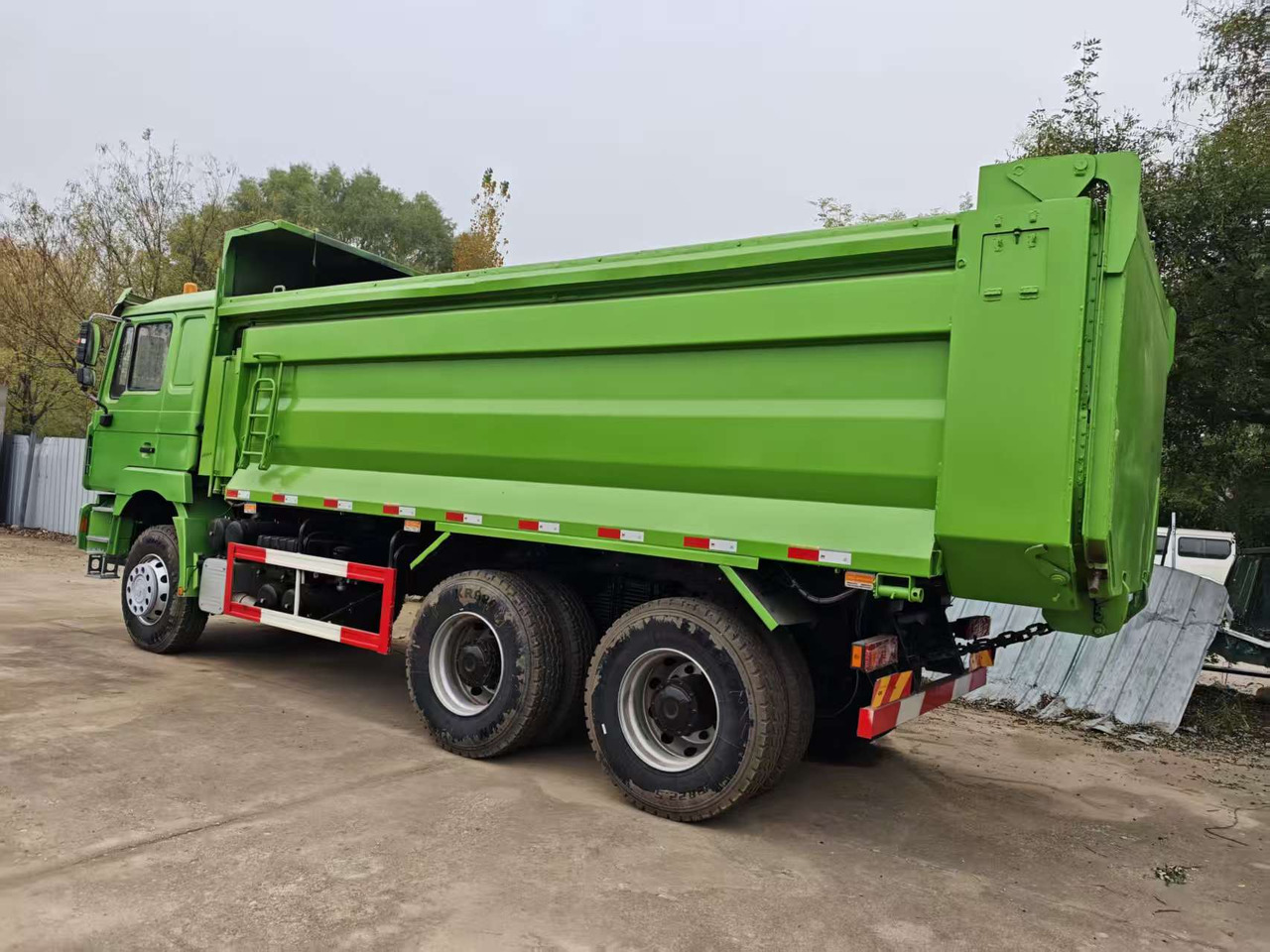 SHACMAN F3000 - Грузовик-цистерна: фото 4 SHACMAN F3000 - Грузовик-цистерна: фото 4