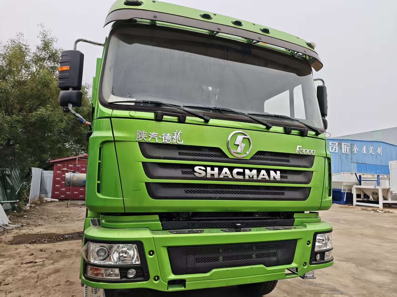 SHACMAN F3000 - Грузовик-цистерна: фото 2 SHACMAN F3000 - Грузовик-цистерна: фото 2