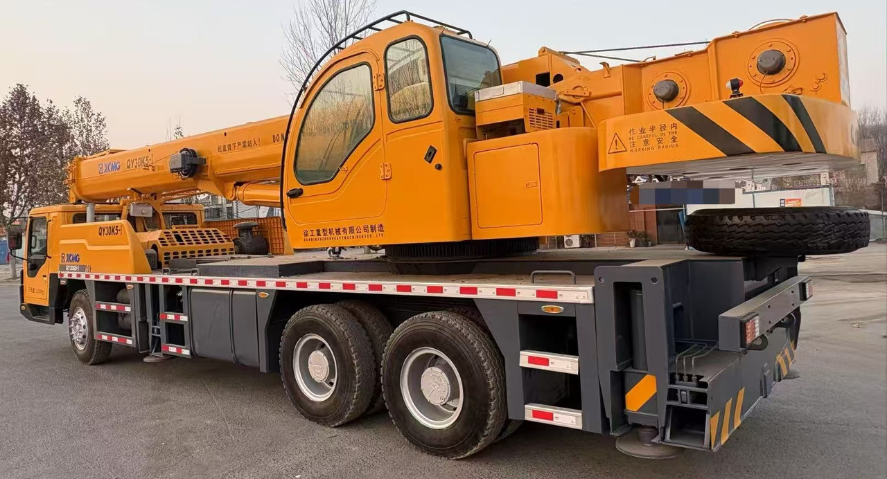 XCMG crane truck - Автоманипулятор: фото 3 XCMG crane truck - Автоманипулятор: фото 3