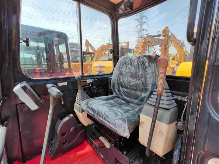 90% New Mini Excavator Doosan DH55, 5-Ton Mini Used High Quality - Мини-экскаватор: фото 2 90% New Mini Excavator Doosan DH55, 5-Ton Mini Used High Quality - Мини-экскаватор: фото 2