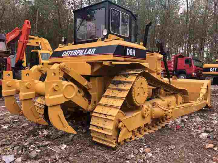CAT High Quality Used Machinery , Original D6h Cat Bulldozer , Winch Attached Cat Bulldozer - Бульдозер: фото 4 CAT High Quality Used Machinery , Original D6h Cat Bulldozer , Winch Attached Cat Bulldozer - Бульдозер: фото 4