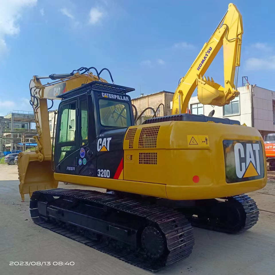 CATERPILLAR 320D - Гусеничный экскаватор: фото 3 CATERPILLAR 320D - Гусеничный экскаватор: фото 3