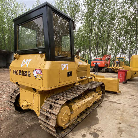Caterpillar Used D5 Bulldozer , CAT D5g D5h D5k with Ripper , CAT D4h D5h D6h D7h - Бульдозер: фото 1 Caterpillar Used D5 Bulldozer , CAT D5g D5h D5k with Ripper , CAT D4h D5h D6h D7h - Бульдозер: фото 1