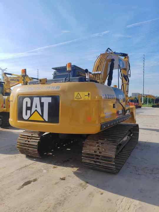 Durable Second Hand Machine Original Used Caterpillar Excavator CAT 330D2 USED 329D2 320D2 325D 315D Excavator - Гусеничный экскаватор: фото 3 Durable Second Hand Machine Original Used Caterpillar Excavator CAT 330D2 USED 329D2 320D2 325D 315D Excavator - Гусеничный экскаватор: фото 3