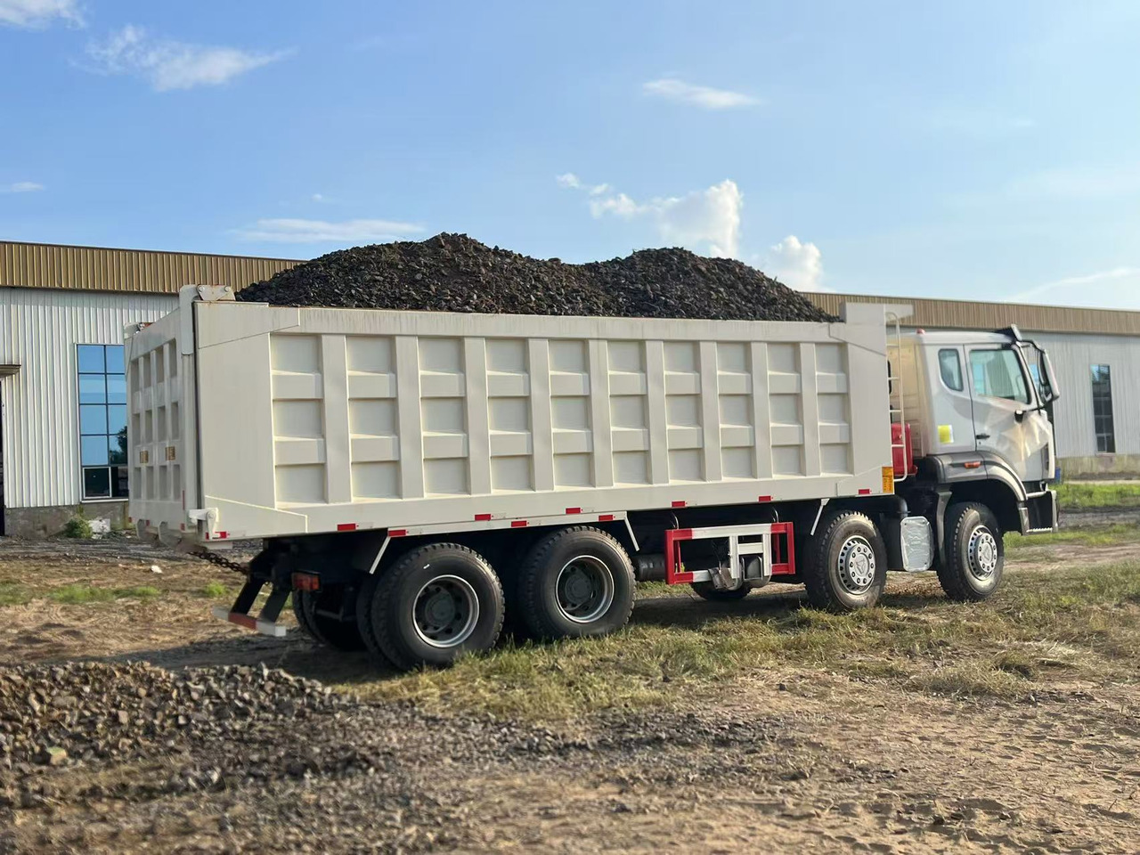 HOWO Used Dump Truck8*4 6*4 - Грузовик: фото 5 HOWO Used Dump Truck8*4 6*4 - Грузовик: фото 5
