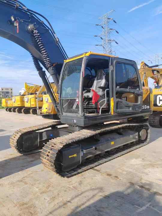 Hyundai 210lc-9 Excavator for Mining & Construction | Price Negotiable, Global Shipping - Гусеничный экскаватор: фото 4 Hyundai 210lc-9 Excavator for Mining & Construction | Price Negotiable, Global Shipping - Гусеничный экскаватор: фото 4