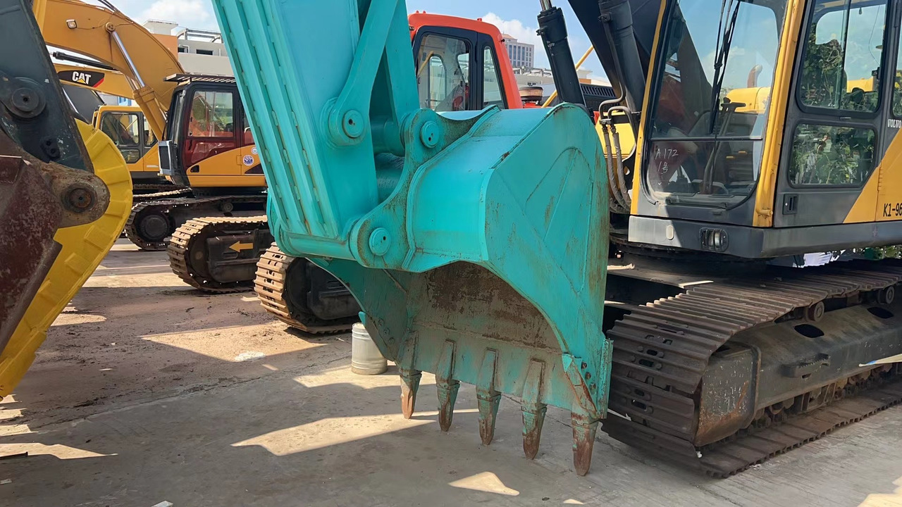 KOBELCO used excavator high quality KOBELCO SK350-8 - Гусеничный экскаватор: фото 3 KOBELCO used excavator high quality KOBELCO SK350-8 - Гусеничный экскаватор: фото 3