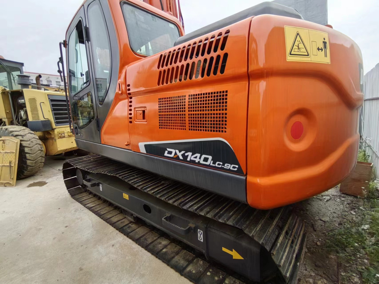 Second hand used hotsale DOOSAN DX140LC-9C - Гусеничный экскаватор: фото 4 Second hand used hotsale DOOSAN DX140LC-9C - Гусеничный экскаватор: фото 4