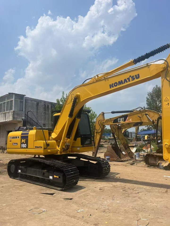 KOMATSU Used Second-hand Hotsale Excavator PC160 - Строительная техника: фото 1 KOMATSU Used Second-hand Hotsale Excavator PC160 - Строительная техника: фото 1