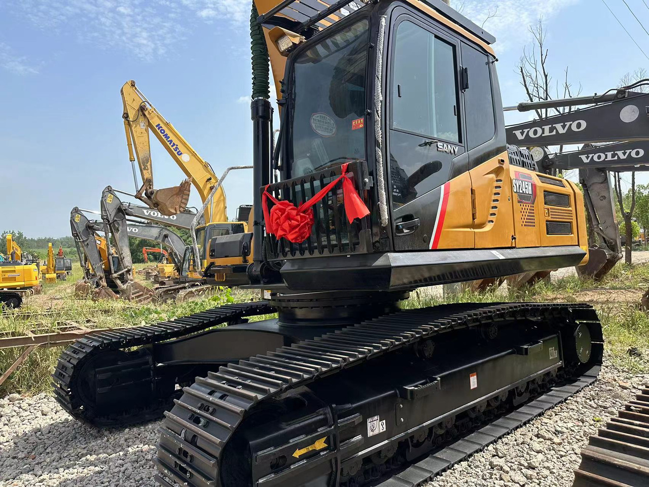 Used Excavator Good Condition 25ton Crawler Sany SY245H - Строительная техника: фото 3 Used Excavator Good Condition 25ton Crawler Sany SY245H - Строительная техника: фото 3