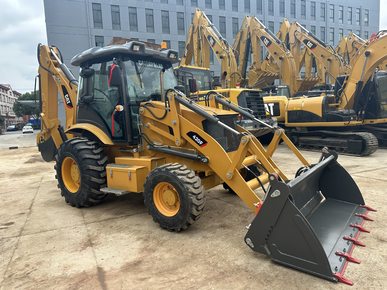 Used Backhoe High Quality CAT 420F - Экскаватор-погрузчик: фото 5 Used Backhoe High Quality CAT 420F - Экскаватор-погрузчик: фото 5