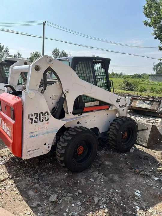 Used Bob Cat Bob Cat S300 Used Skid Steer Wheel Loader Multifunctional Track Loaders Bobcat - Колёсный погрузчик: фото 3 Used Bob Cat Bob Cat S300 Used Skid Steer Wheel Loader Multifunctional Track Loaders Bobcat - Колёсный погрузчик: фото 3