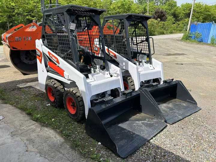 Used Bobcat S70 Skid Teer in Stock Good Condition bobcat S70 S160 185 300 330 Skid Steer for Sale - Мини-погрузчик с бортовым поворотом: фото 3 Used Bobcat S70 Skid Teer in Stock Good Condition bobcat S70 S160 185 300 330 Skid Steer for Sale - Мини-погрузчик с бортовым поворотом: фото 3
